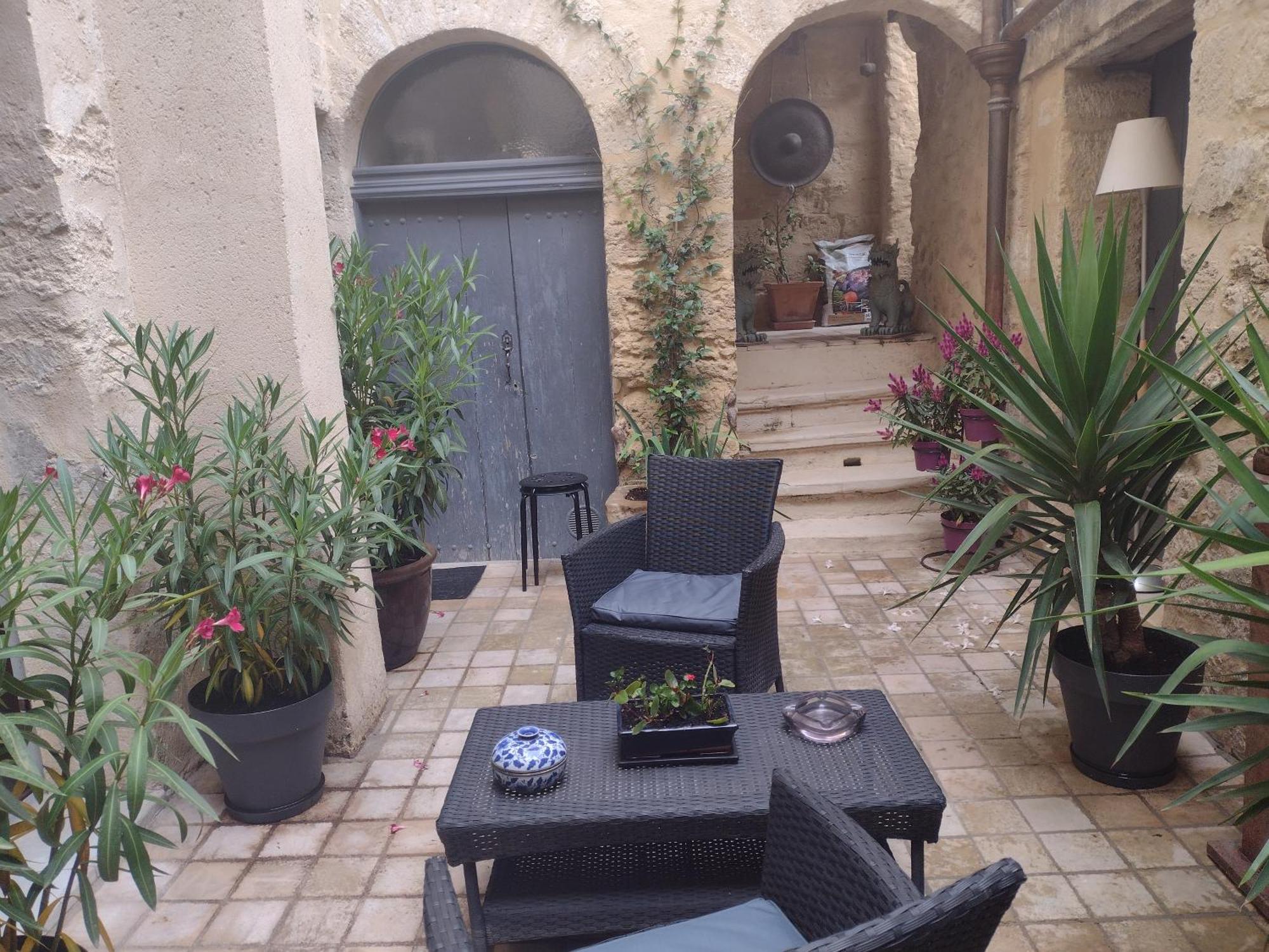 Au Gre Du Voyage Apartman Uzès Kültér fotó