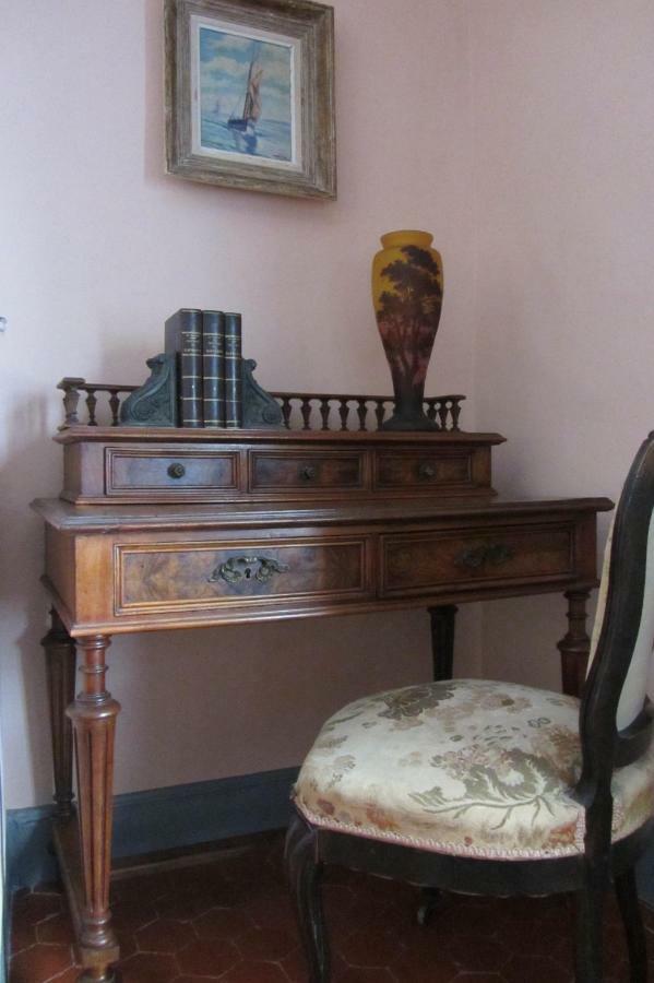 Au Gre Du Voyage Apartman Uzès Kültér fotó